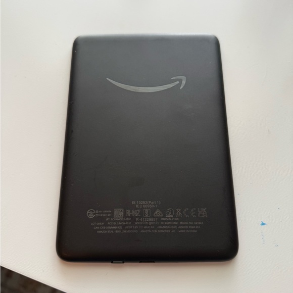 11th Generation Black Tablet - Picture 4 of 5